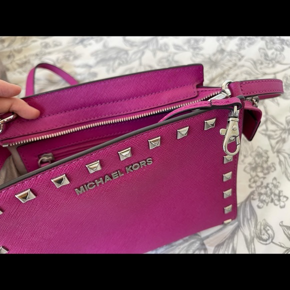 Michael Kors Bag - Picture 3 of 7